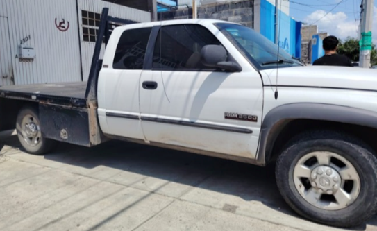 Camioneta DODGE ram 2500